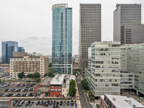 2101 Chestnut Street 1504, Philadelphia PA 19103