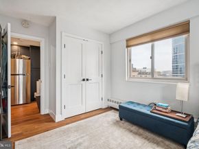 2101 Chestnut Street 1504, Philadelphia PA 19103