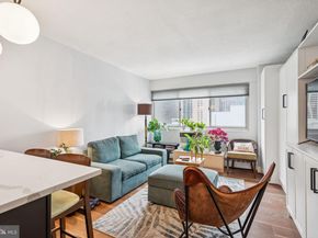 2101 Chestnut Street 1504, Philadelphia PA 19103