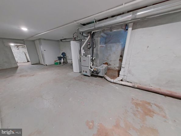 5724 Spruce Street, Philadelphia PA 19139