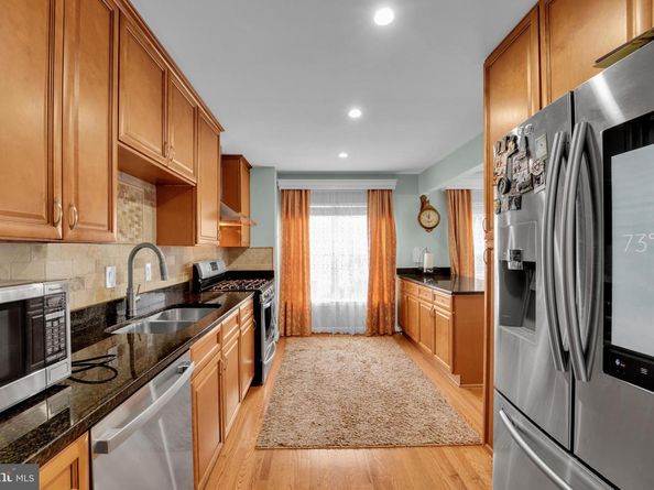 7930 Peyton Forest, Annandale VA 22003