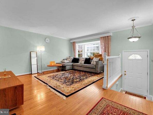 7930 Peyton Forest, Annandale VA 22003