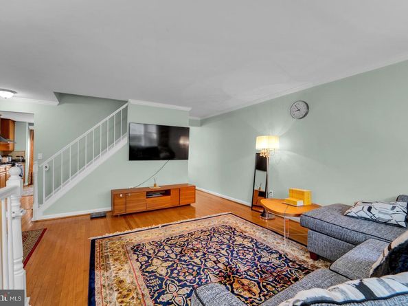 7930 Peyton Forest, Annandale VA 22003