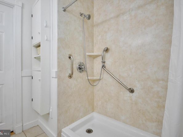 735 Claire Road, Warminster PA 18974