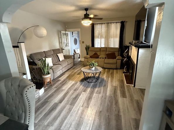 951 Wakeling Street, Philadelphia PA 19124