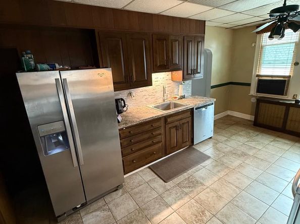 951 Wakeling Street, Philadelphia PA 19124