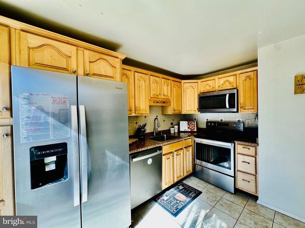 1018 Knight Lane, Herndon VA 20170