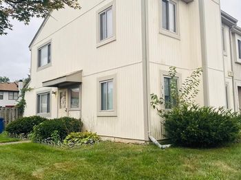 1018 Knight Lane