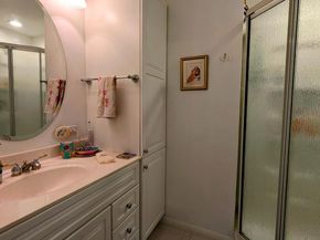 937 Putnam Boulevard 121, Wallingford PA 19086
