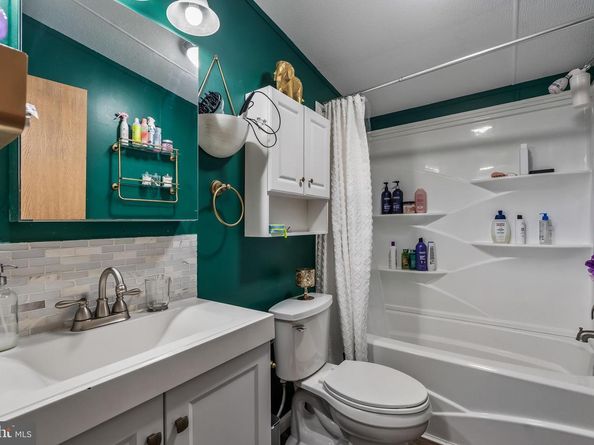 231 Johnson Drive, Fairless Hills PA 19030
