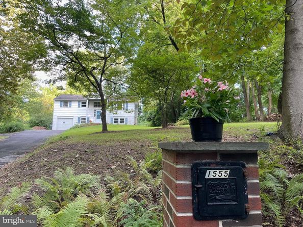 1555 Fieldwood Road, Southampton PA 18966