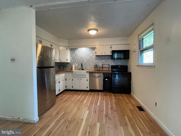 1555 Fieldwood Road, Southampton PA 18966
