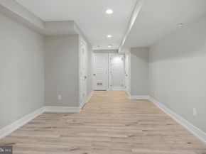 725 Emily Street, Philadelphia PA 19148