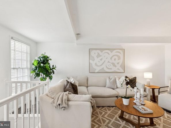218 Rector Street, Philadelphia PA 19128