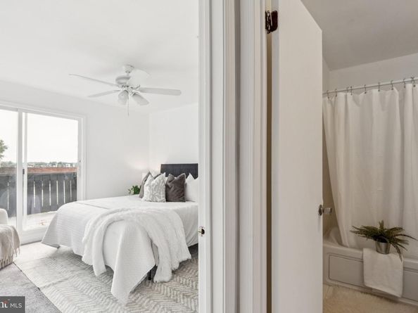 218 Rector Street, Philadelphia PA 19128