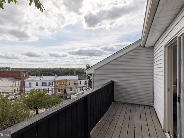 218 Rector Street, Philadelphia PA 19128