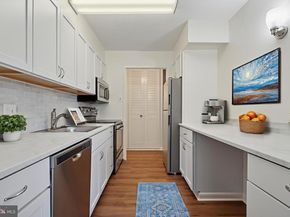 1001 City Avenue W801, Wynnewood PA 19096