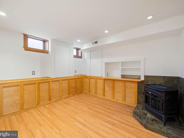 2410 Meredith Street, Philadelphia PA 19130