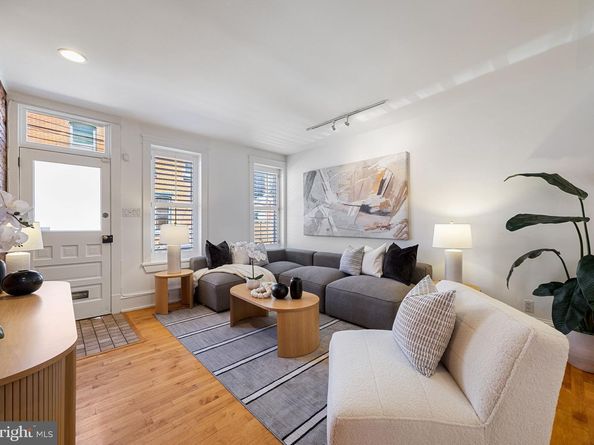 2410 Meredith Street, Philadelphia PA 19130