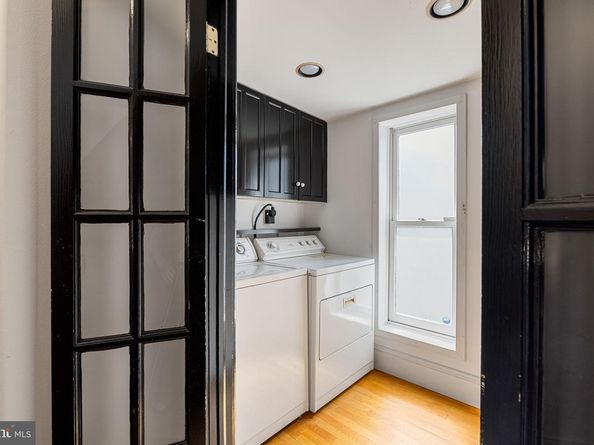 2410 Meredith Street, Philadelphia PA 19130