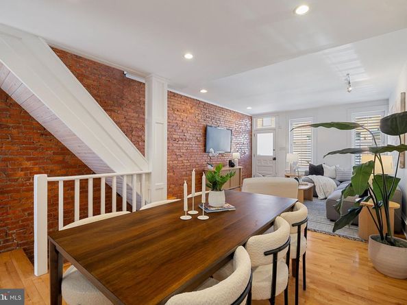 2410 Meredith Street, Philadelphia PA 19130