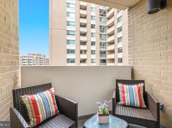 4601 N Park Avenue 1019, Chevy Chase MD 20815