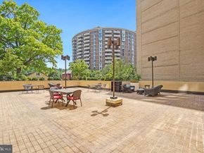 4601 N Park Avenue 1019, Chevy Chase MD 20815