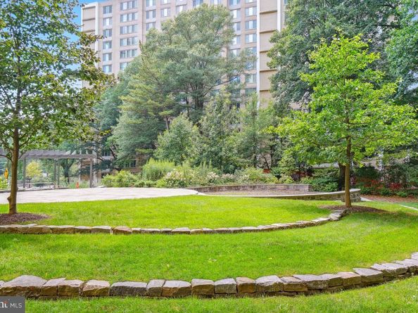 4601 N Park Avenue 1019, Chevy Chase MD 20815