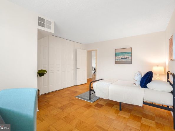4601 N Park Avenue 1019, Chevy Chase MD 20815