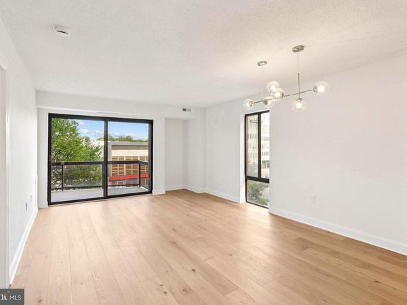 2320 Wisconsin Avenue NW 306, Washington DC 20007