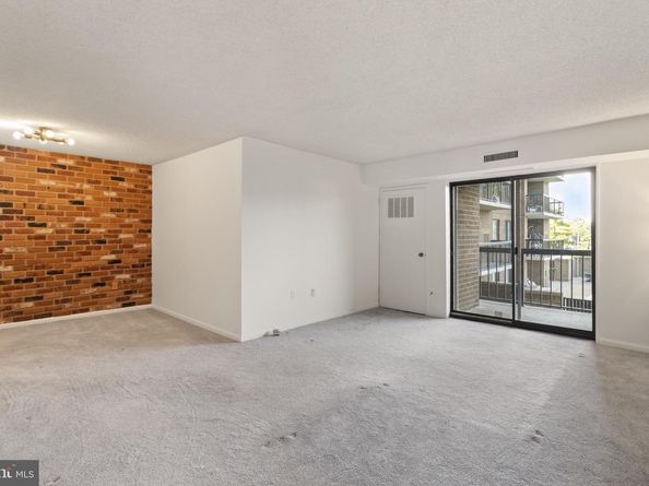200 N Pickett Street 215, Alexandria VA 22304