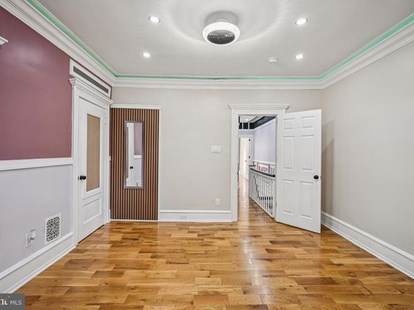 1328 Kerbaugh Street, Philadelphia PA 19140