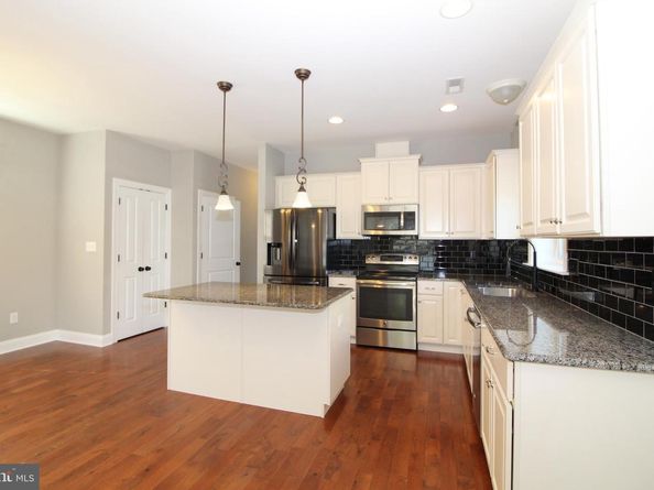 2608 Grand Avenue, Holmes PA 19043