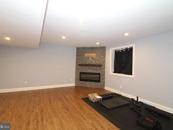 2608 Grand Avenue, Holmes PA 19043