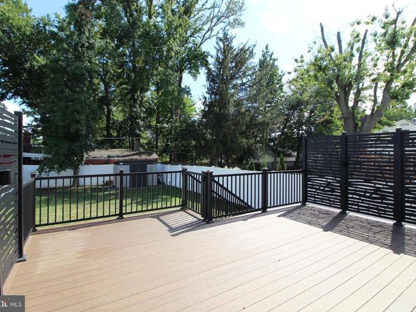 2608 Grand Avenue, Holmes PA 19043