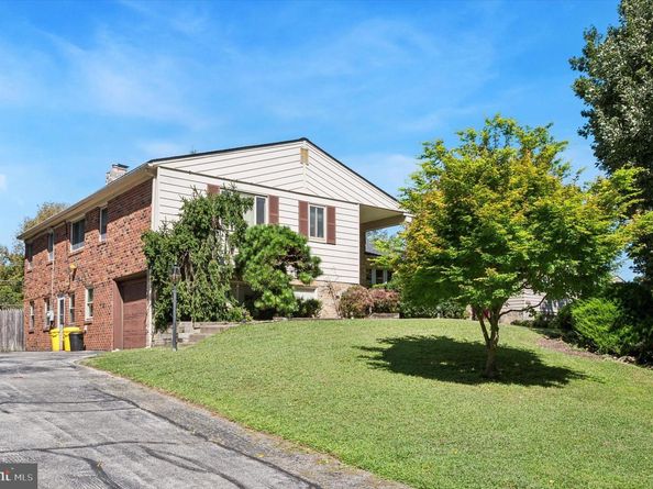 1200 Gainsboro Road, Bala Cynwyd PA 19004
