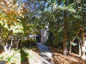 4924 Sentinel Drive 2406, Bethesda MD 20816