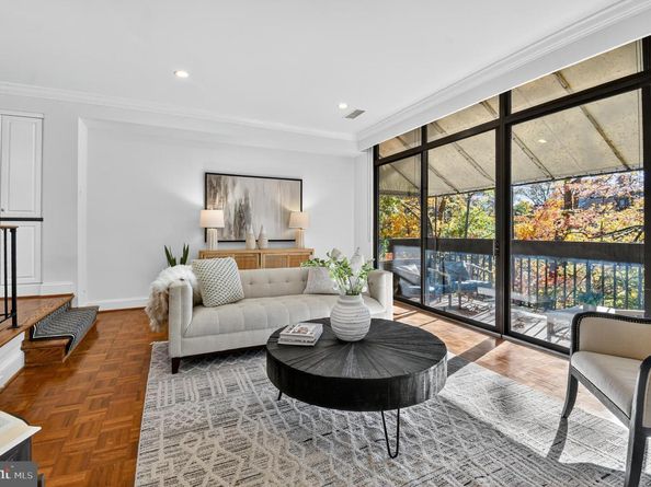 4924 Sentinel Drive 2406, Bethesda MD 20816