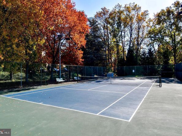 4924 Sentinel Drive 2406, Bethesda MD 20816