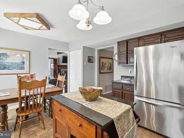 19 Seton Hill Court, Southampton PA 18966