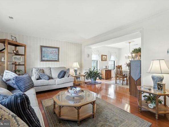 19 Seton Hill Court, Southampton PA 18966