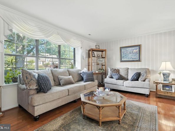19 Seton Hill Court, Southampton PA 18966
