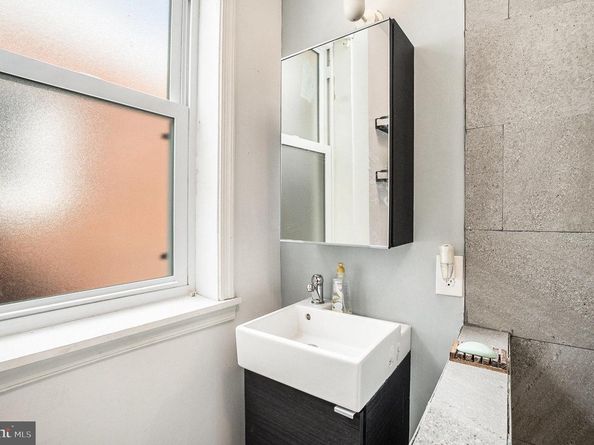 2135 Mifflin Street, Philadelphia PA 19145
