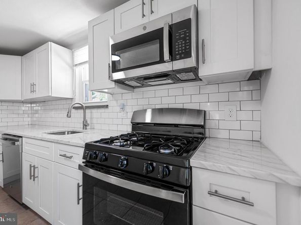 7330 Sycamore Avenue, Elkins Park PA 19027