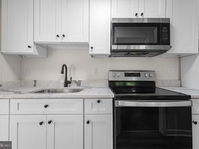 7330 Sycamore Avenue, Elkins Park PA 19027