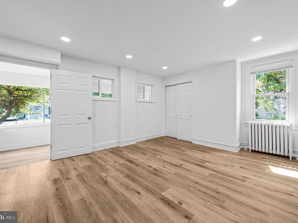 7330 Sycamore Avenue, Elkins Park PA 19027