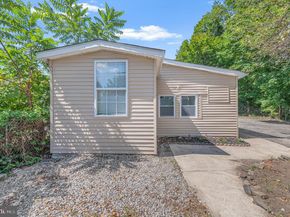 7330 Sycamore Avenue, Elkins Park PA 19027