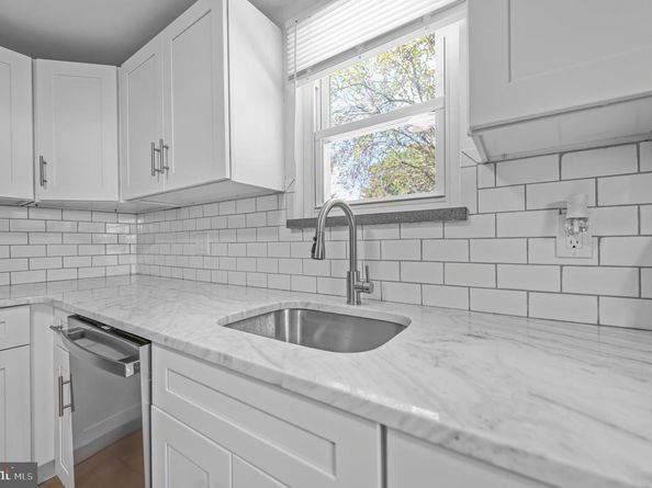 7330 Sycamore Avenue, Elkins Park PA 19027