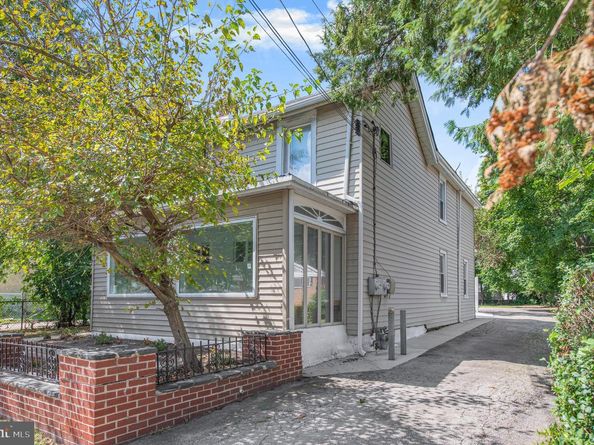 7330 Sycamore Avenue, Elkins Park PA 19027