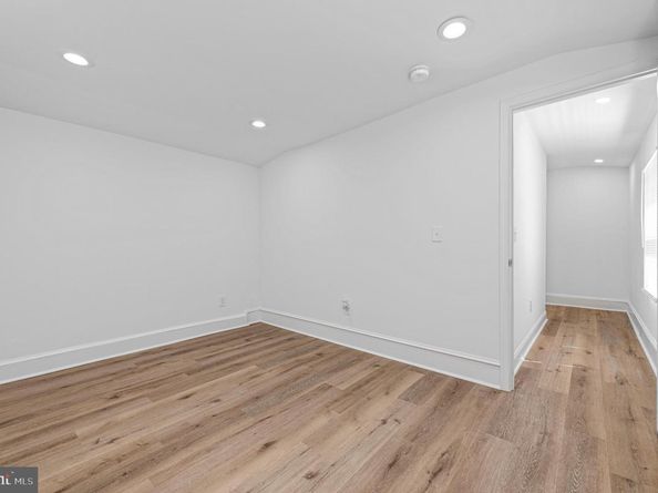 7330 Sycamore Avenue, Elkins Park PA 19027